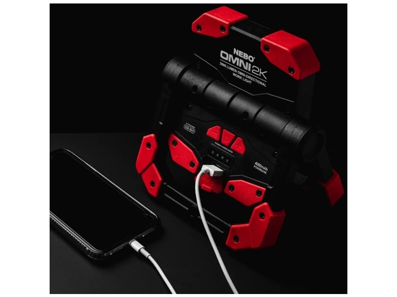 Punjača svjetiljka NEBO Omni 2K - 2000 lm