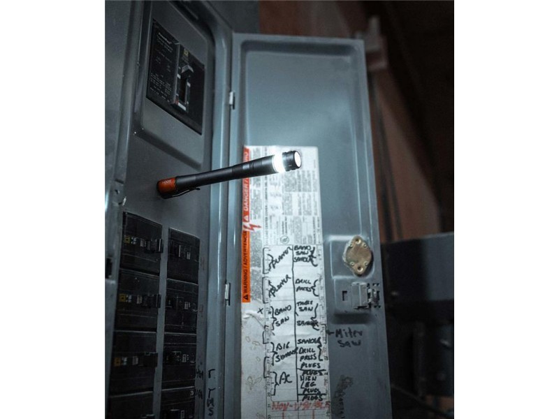 Polnilna svetilka NEBO Inspector 500  - 500 lm