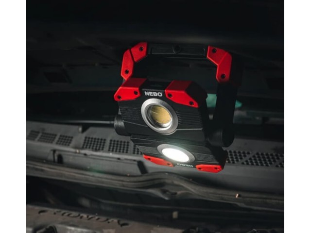 Punjača svjetiljka NEBO Omni 2K - 2000 lm