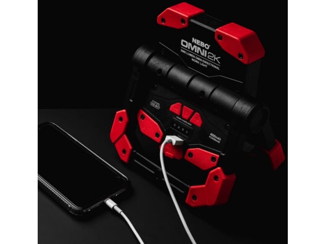 Punjača svjetiljka NEBO Omni 2K - 2000 lm
