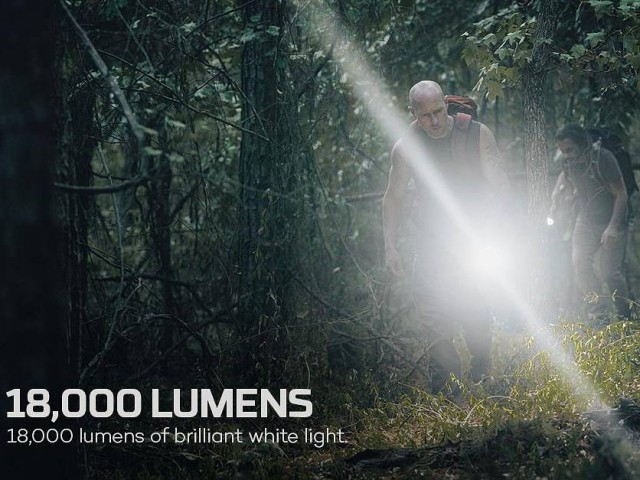 Punjača svjetiljka NEBO DaVinci 18000 - 18000 lumena