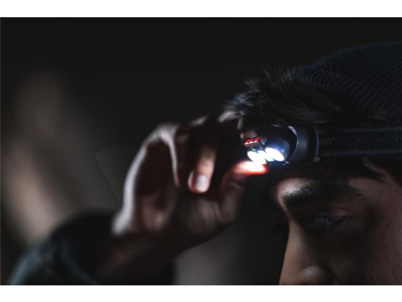 Punjača za glavu NEBO Einstain 750 - 750 lumena