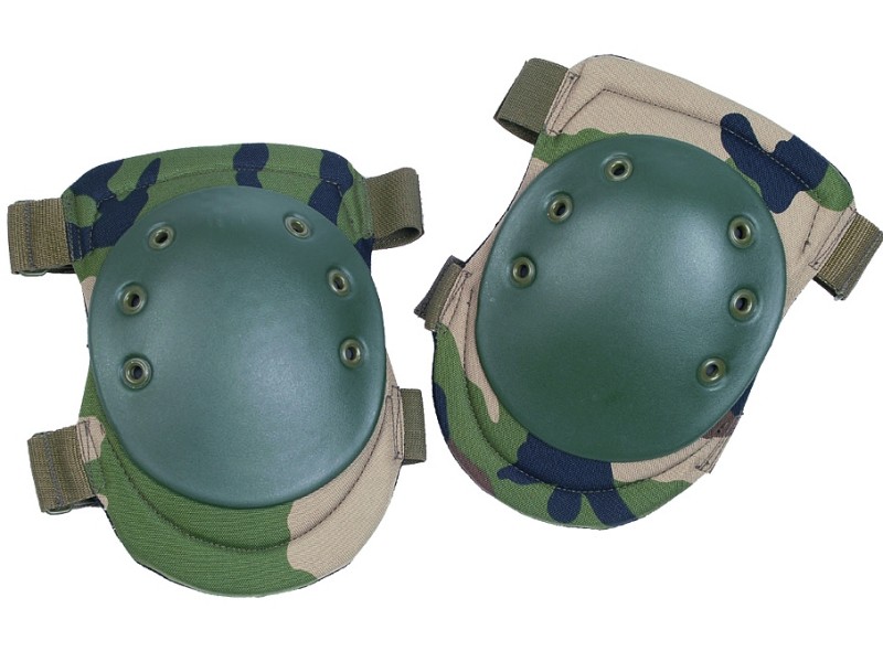 Knee pads woodland