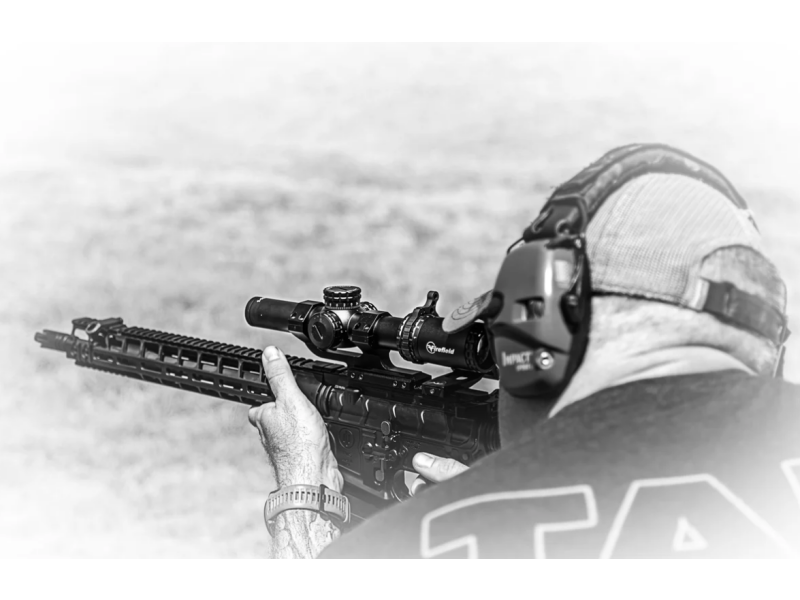 Strelni daljnogled FIREFIELD RapidStrike 1-10x24 Riflescope