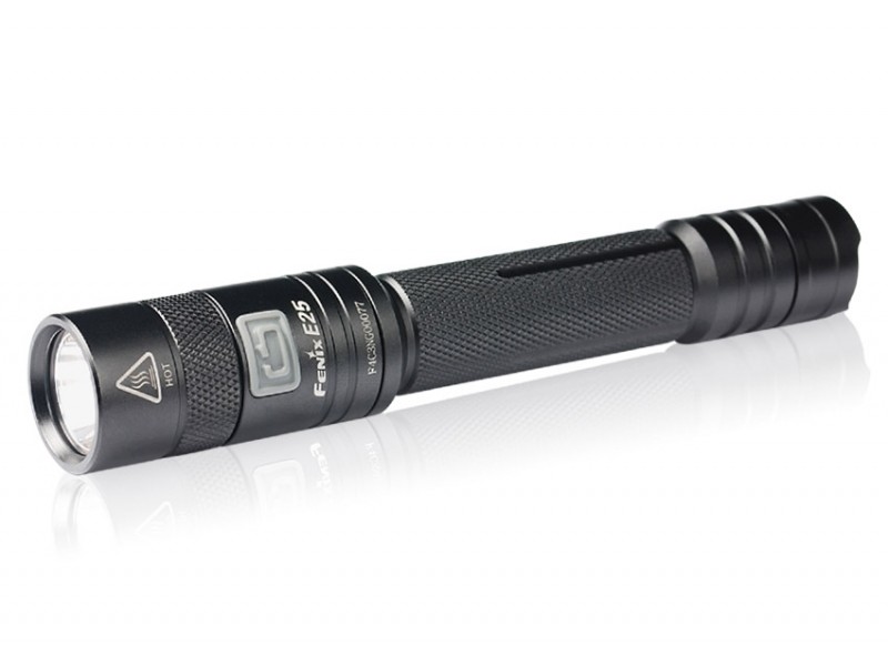  E25 FENIX FLASHLIGHT