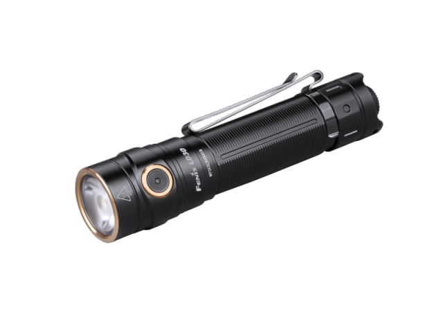 Punjača svjetiljka FENIX LD30 - 1600 lumena