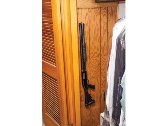 weapon LOCKDOWN